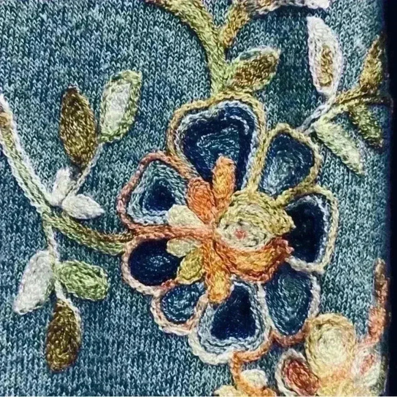 Figueroa & flower embroidered cardigan, Grannycorp, HippieChic, Folksy, Artistic - Picture 7 of 7